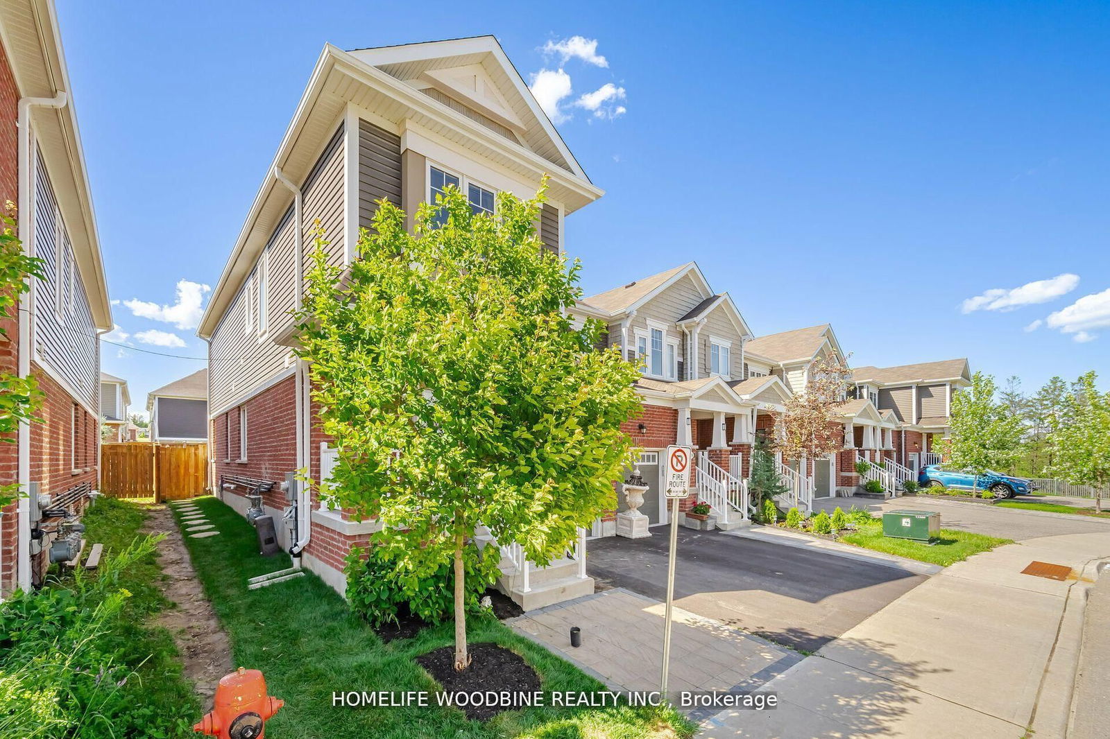 Townhouse for sale at 18-143 Ridge Road, Cambridge, N3E 0C7 - MLS: X12161682