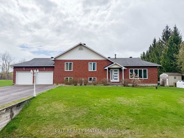 2418 Rideau Road