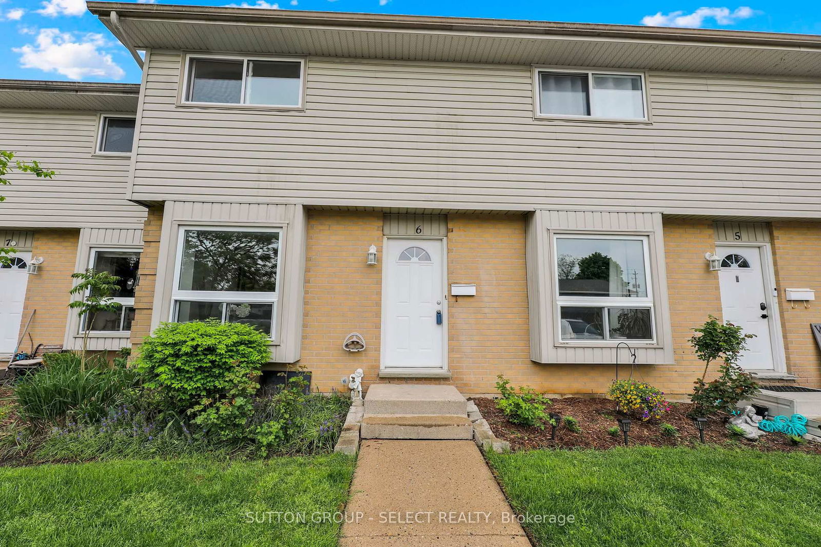 Townhouse for sale at 6-577 Third Street, London East, East H, N5V 4B8 - MLS: X12161741