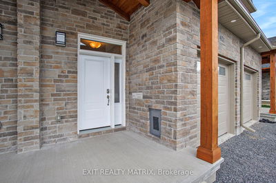 401 Voyageur Pl, Russell - Embrun image-0-1
