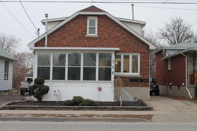 220 Niagara Street