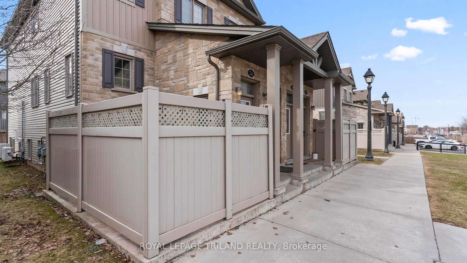 Townhouse for sale at 74-3200 SINGLETON Avenue, London South, South W, N6L 0C7 - MLS: X12161902