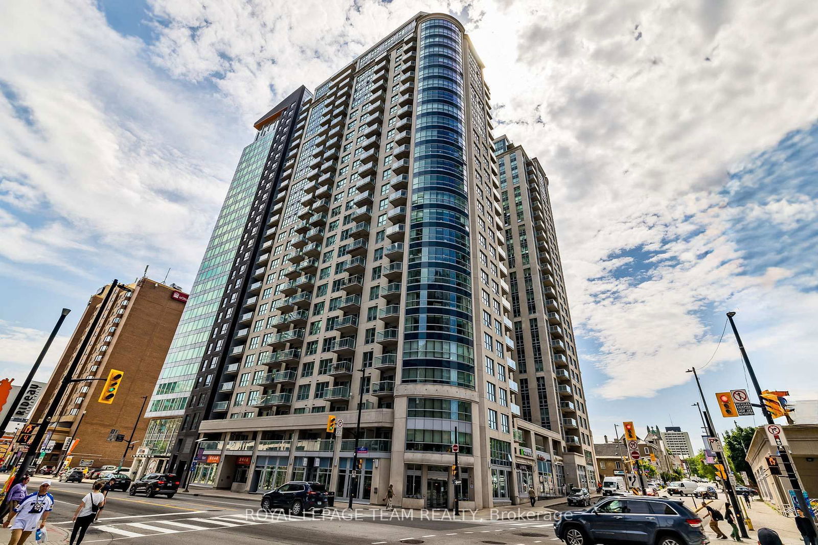 Condo for sale at 1809-242 Rideau Street, Ottawa, Sandy Hill, K1N 0B7 - MLS: X12161903