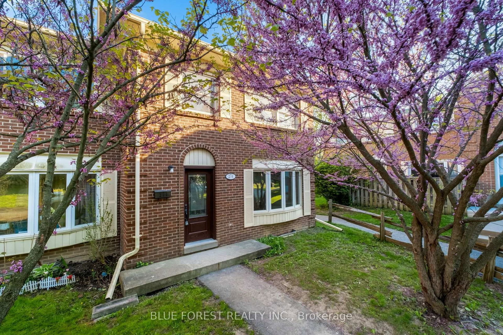 Townhouse for sale at 100-274 Homestead Crescent, London North, North F, N6G 2E5 - MLS: X12162037