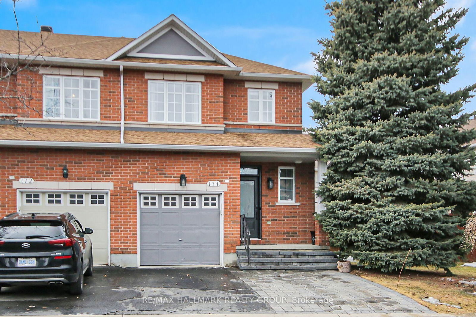 Townhouse for sale at 174 Gatespark Private, Kanata, Kanata Lakes/Heritage Hills, K2T 1K9 - MLS: X12162136
