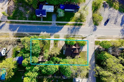 211 Bishop St, Gravenhurst - Muskoka (S) image-0-2