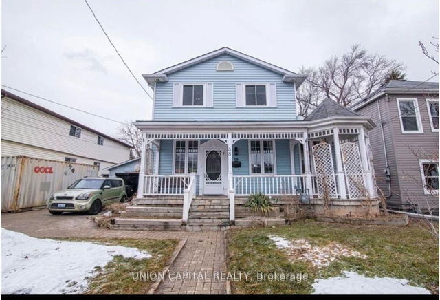 38 Ward Avenue