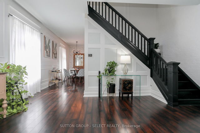 481 English Street