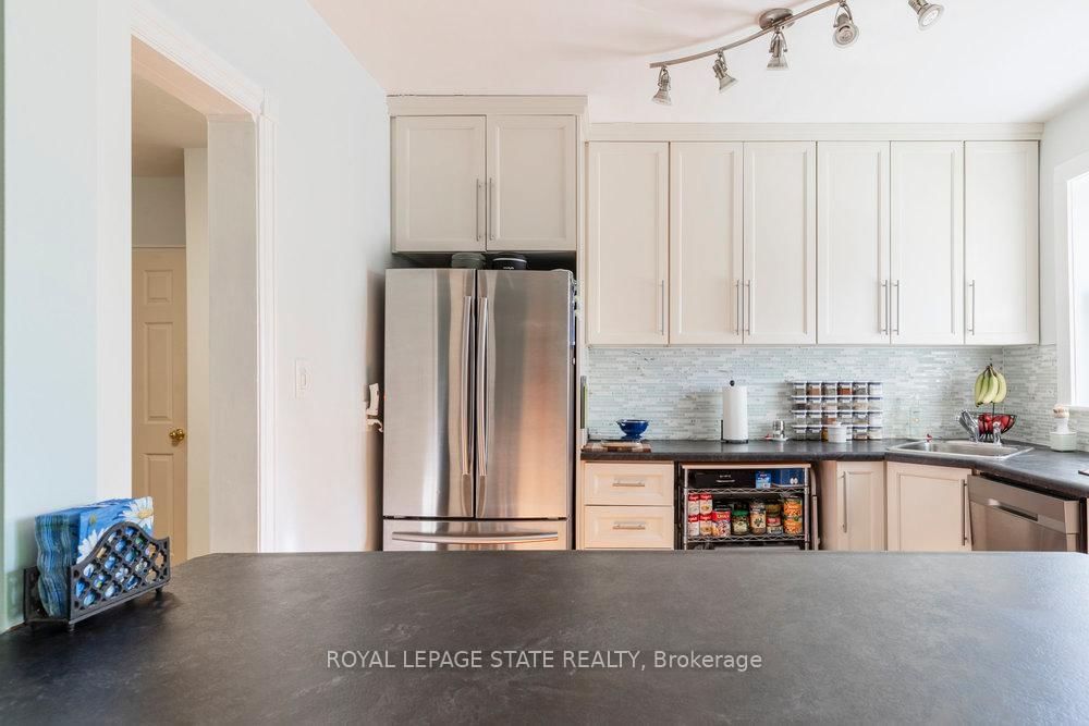 2 Stroud Road, Unit 2 - Photo 15