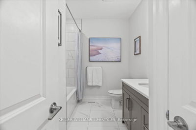 Unit 419 — 9861 GLENDON Dr, Middlesex Centre - Rural Middlesex Centre image-0-4