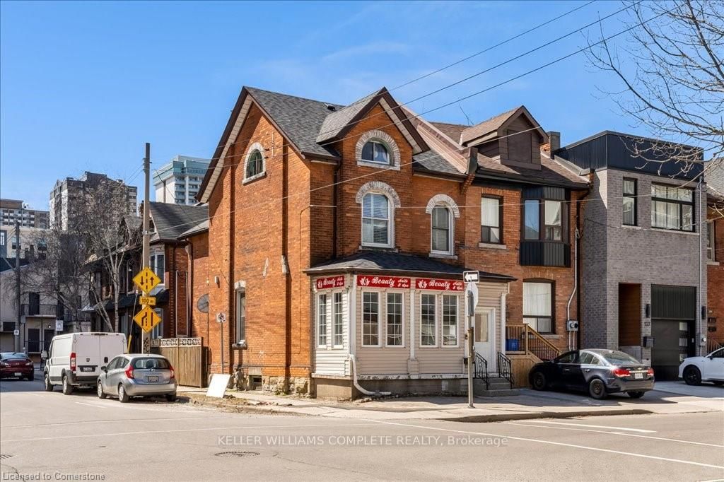 Semi-Detached House for sale at 123 Market Street, Hamilton, Central, L8R 1N7 - MLS: X12162505