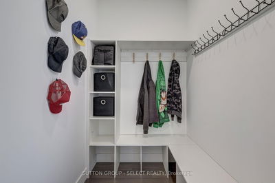 144 Winlow Way, Middlesex Centre - Kilworth image-0-3