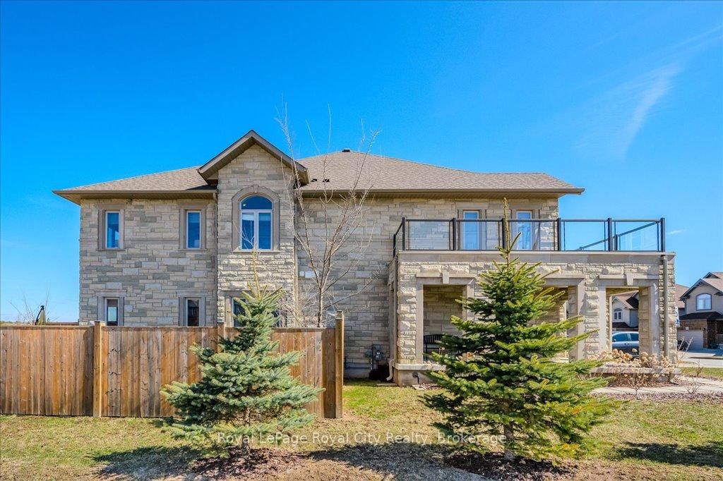Townhouse for sale at 10 Mussen Street, Guelph, Victoria North, N1E 0K3 - MLS: X12163020