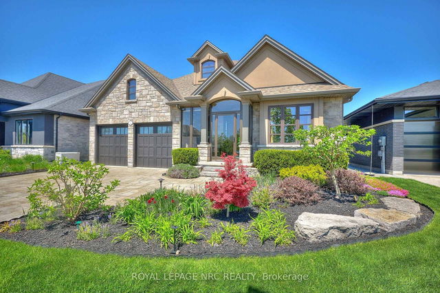 62 Rosewood Crescent
