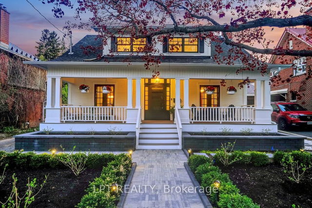 16 Julian Avenue