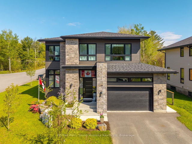 44 Dennis Drive