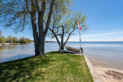 653 Lakeshore Dr, North Bay - Ferris image-0-4