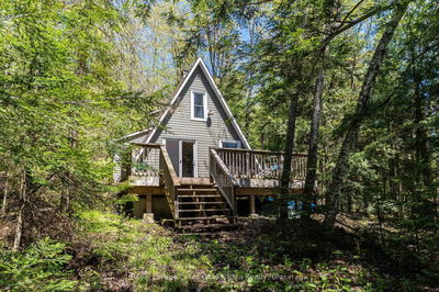 1143 Crane Lake Dr, Algonquin Highlands - Sherborne