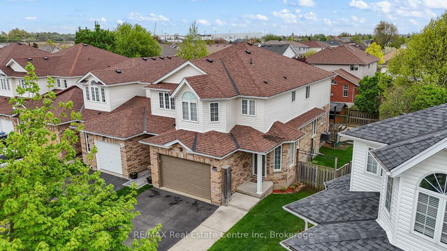 137 Gosling Gardens
