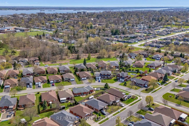 20 Oak Ridge Boulevard