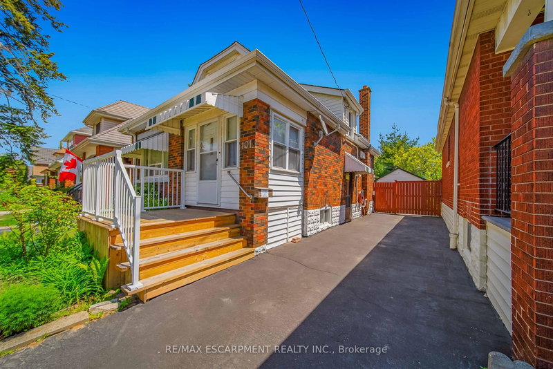 101 Houghton Ave S, Hamilton, L8K 2M9 | Image 3