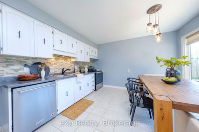 484 Falconer St, Saugeen Shores - Saugeen Shores image-0-4
