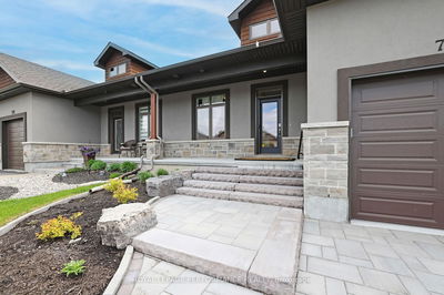 710 Maurice Stead St, Almonte - Almonte