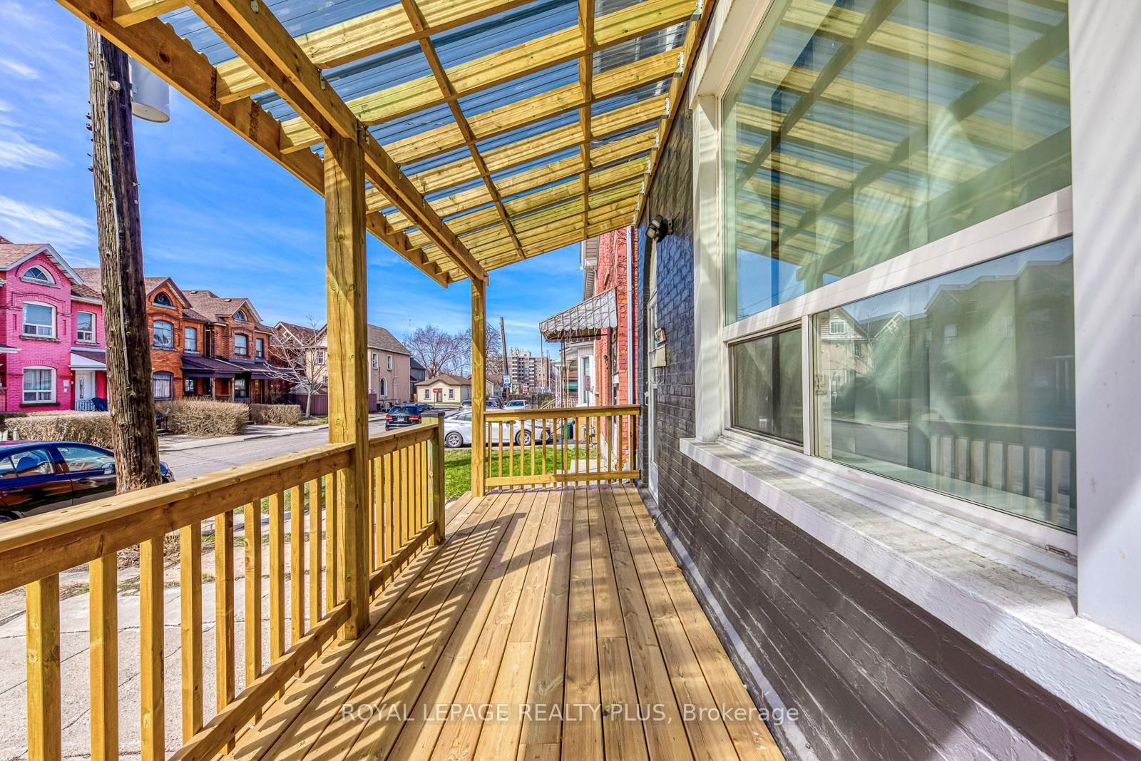 Detached House for sale at 247 Robert Street, Hamilton, Landsdale, L8L 2R2 - MLS: X12163912