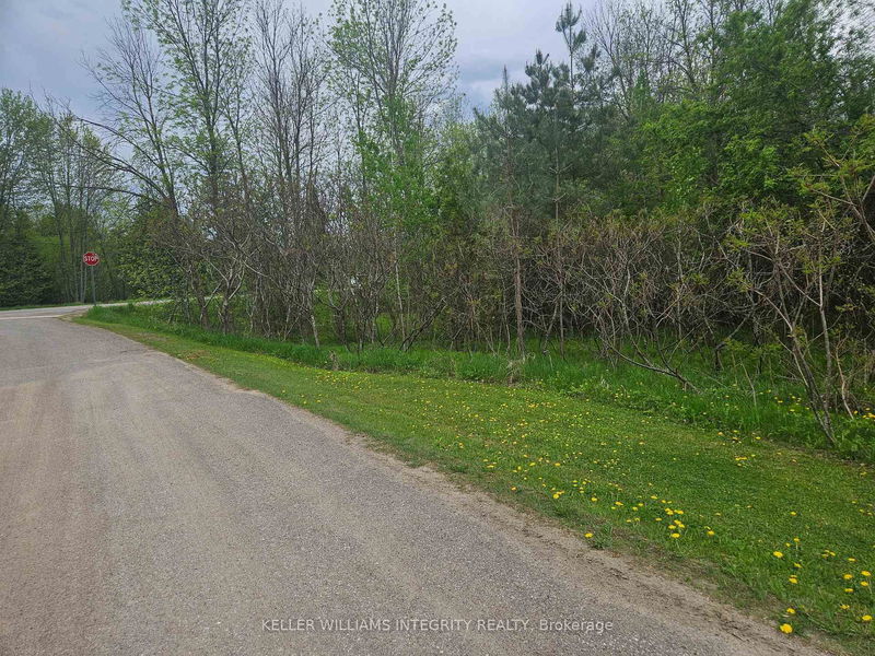 7 Grantham Rd, Renfrew - Horton Twp image-0-0