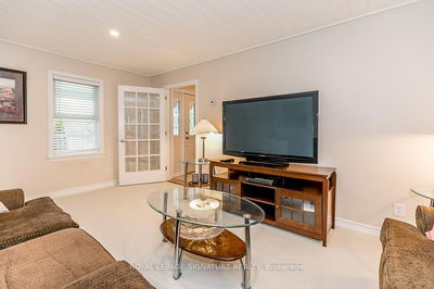 1032 Base Line Rd, Gravenhurst - Morrison image-0-3