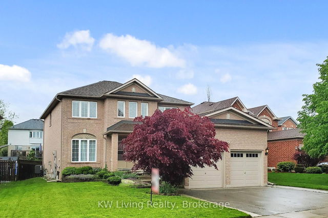 76 Spooner Crescent