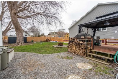 77 Welland St, Port Colborne - East Village