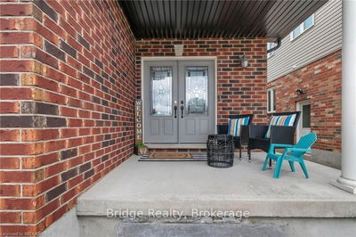 451 FAIRWAY Rd, Woodstock - North image-0-3