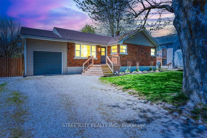 282 JOHN St, Warwick - Watford image-0-0