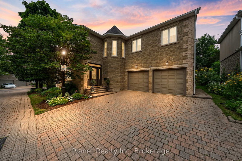 11 - 25 Manor Park Cres, Guelph, N1G 1A2 | Image 2