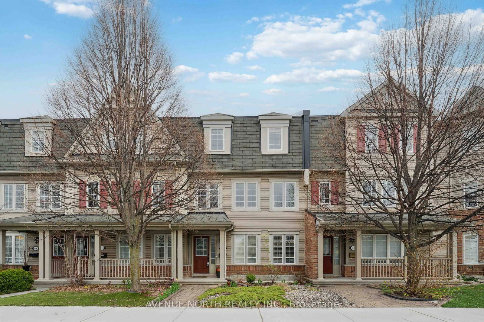 Townhouse for sale at 112 Huntmar Drive, Ottawa, Stittsville (North), K2S 0E3 - MLS: X12164408