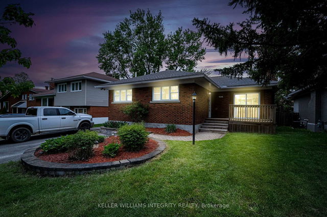 1695 Gage Crescent