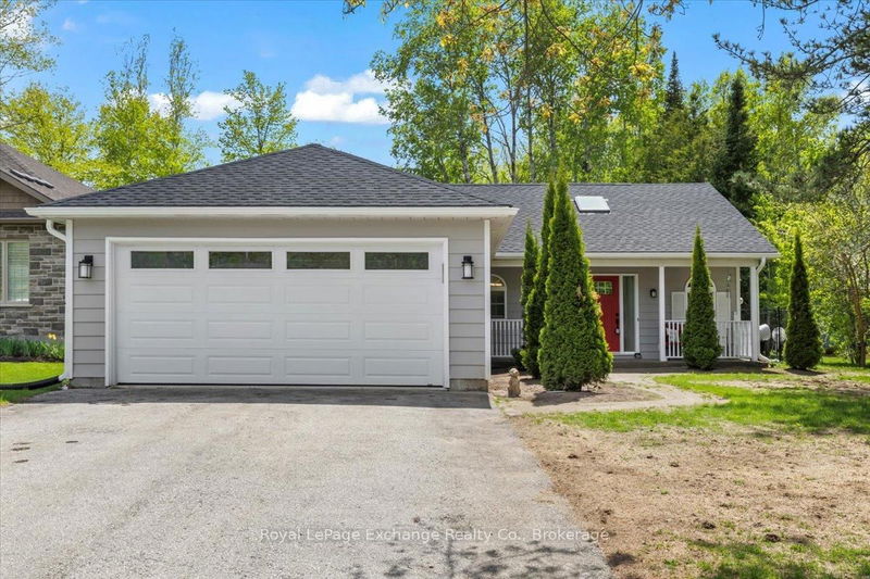 357 Tyendinaga Dr, Saugeen Shores - Saugeen Shores image-0-0