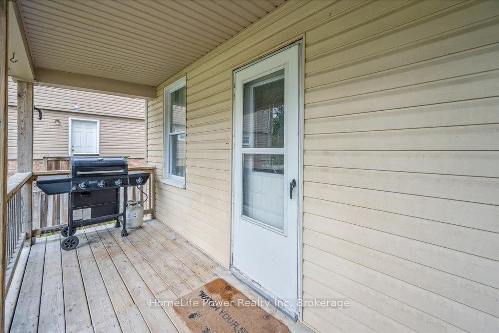 Detached House for sale at 324 EDINBURGH Road, Guelph, Dovercliffe Park/Old University, N1G 2K5 - MLS: X12164584