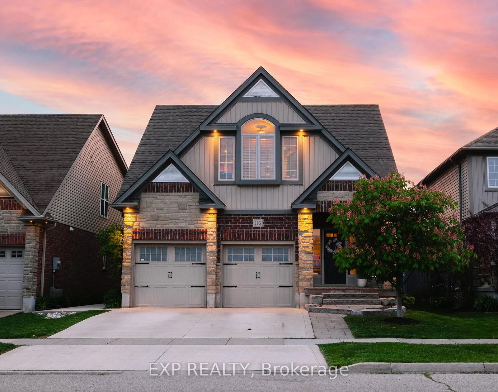 Detached House for sale at 116 Stuckey Avenue, Wilmot, N3A 4S2 - MLS: X12164619