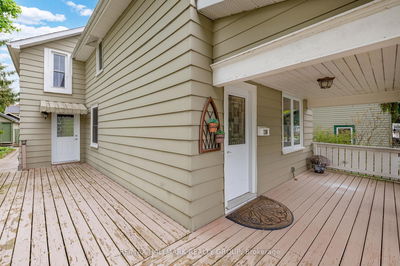 118 Wellington St, Gananoque - Gananoque image-0-3