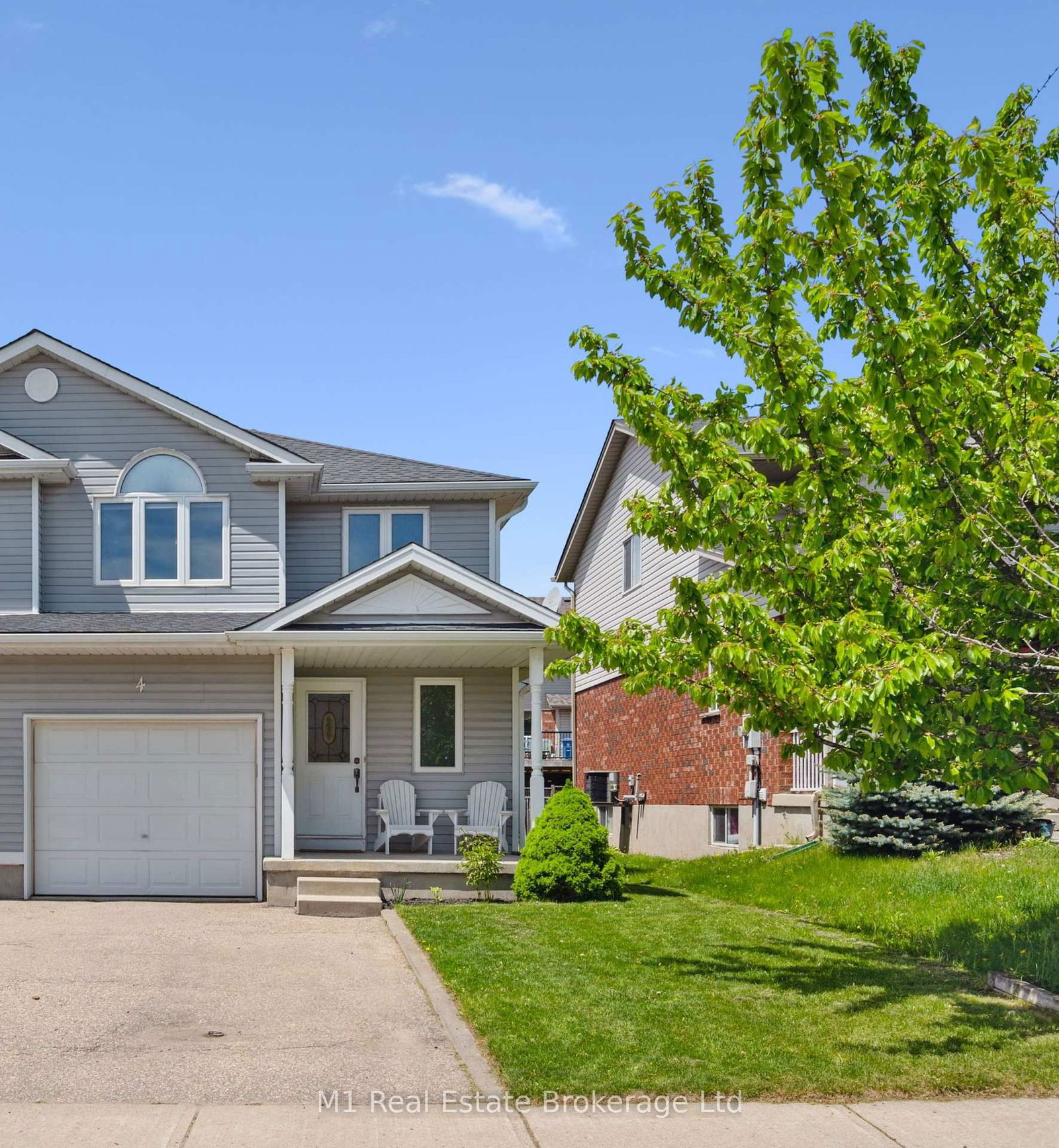 Semi-Detached House for sale at 4 Sandcreek Lane, Guelph, Grange Road, N1E 7K7 - MLS: X12164652
