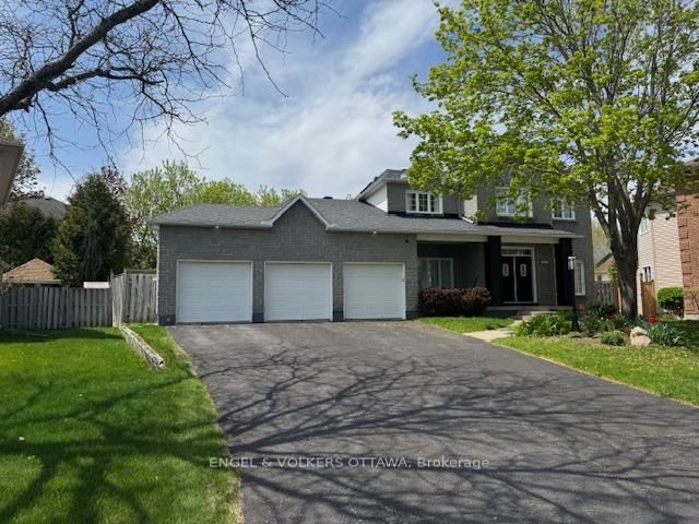 Detached House for lease at 32 Morningsun Crescent, Ottawa, Stittsville (South), K2S 1J6 - MLS: X12164704