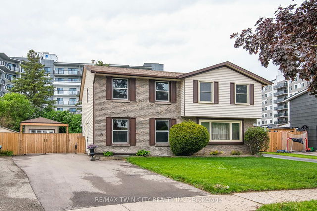 109 Selkirk Drive