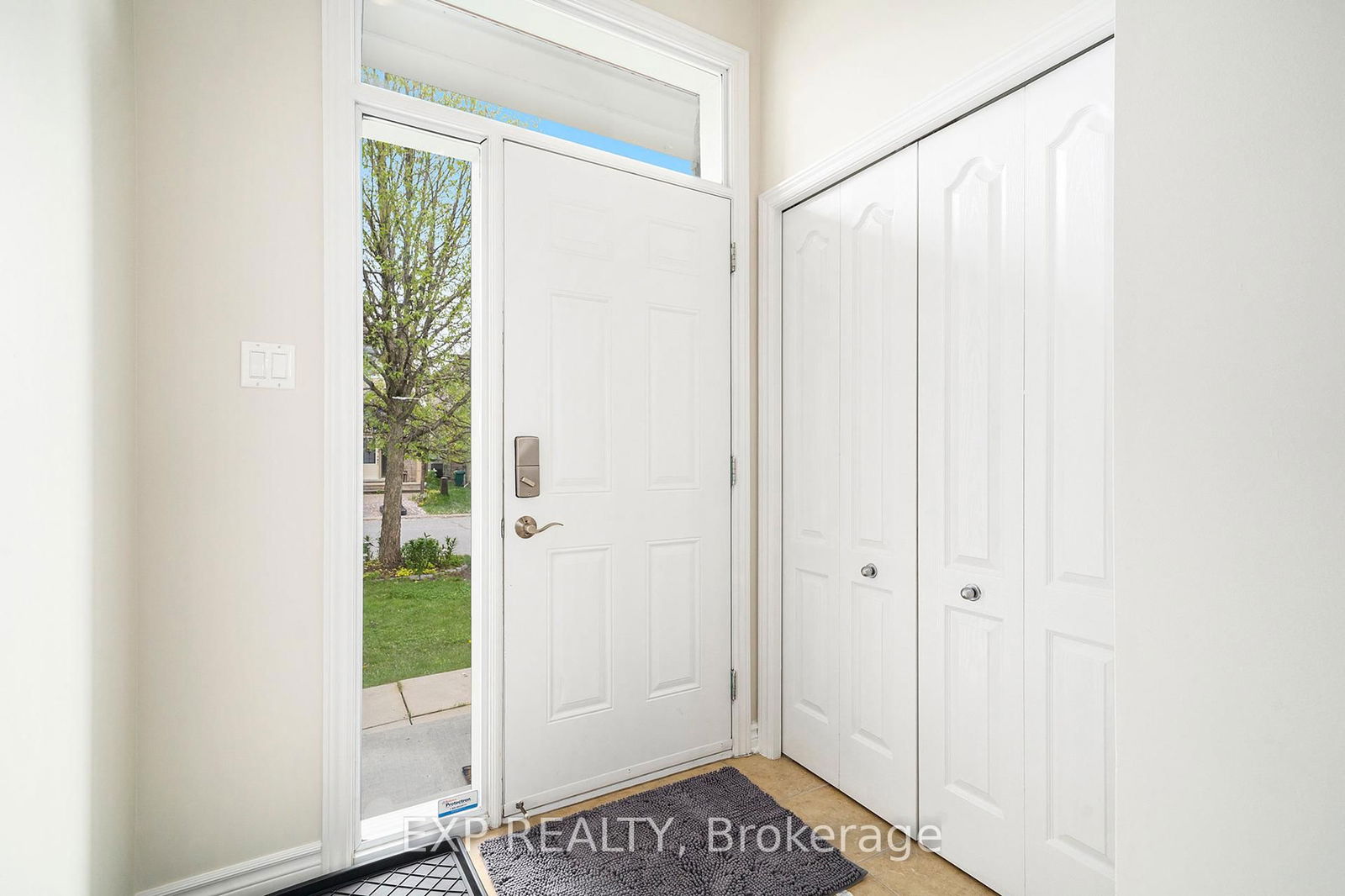 Semi-Detached House for sale at 318 Kippen Place, Ottawa, Barrhaven - Heritage Park, K2J 0N8 - MLS: X12164783