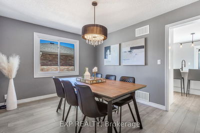 30 Guernsey Dr, Hamilton - Stoney Creek image-0-2