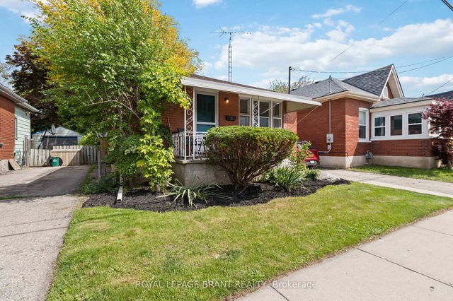 17 Salisbury Avenue