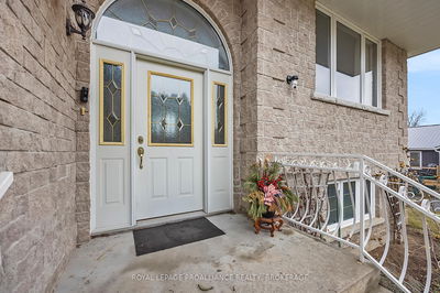 1 LEAVIS SHORES, Gananoque - The Islands image-0-3