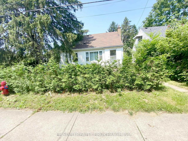 Upper - 112 Leland Street
