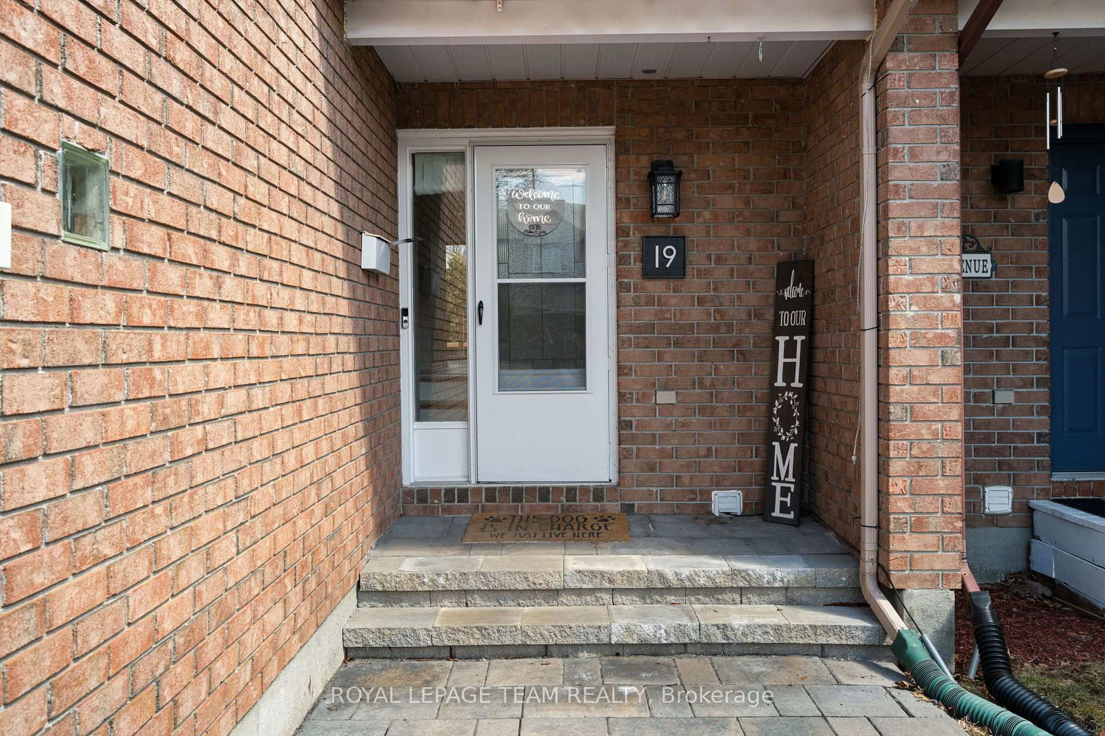 Townhouse for sale at 19 Armadale Crescent, Ottawa, Barrhaven - Cedargrove/Fraserdale, K2J 4A4 - MLS: X12165041